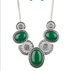 Paparazzi Jewelry - New! Paparazzi “The Medallion-Aire” Green Necklace Paparazzi Jewelry - New! Paparazzi “The Medallion-Aire” Green Necklace